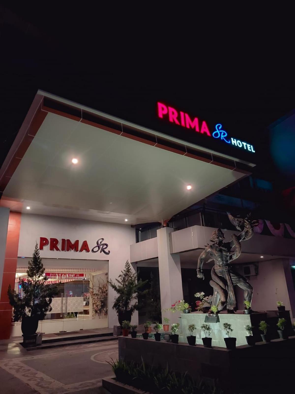 Prima Sr Hotel & Convention Yogyakarta Sleman  Bagian luar foto