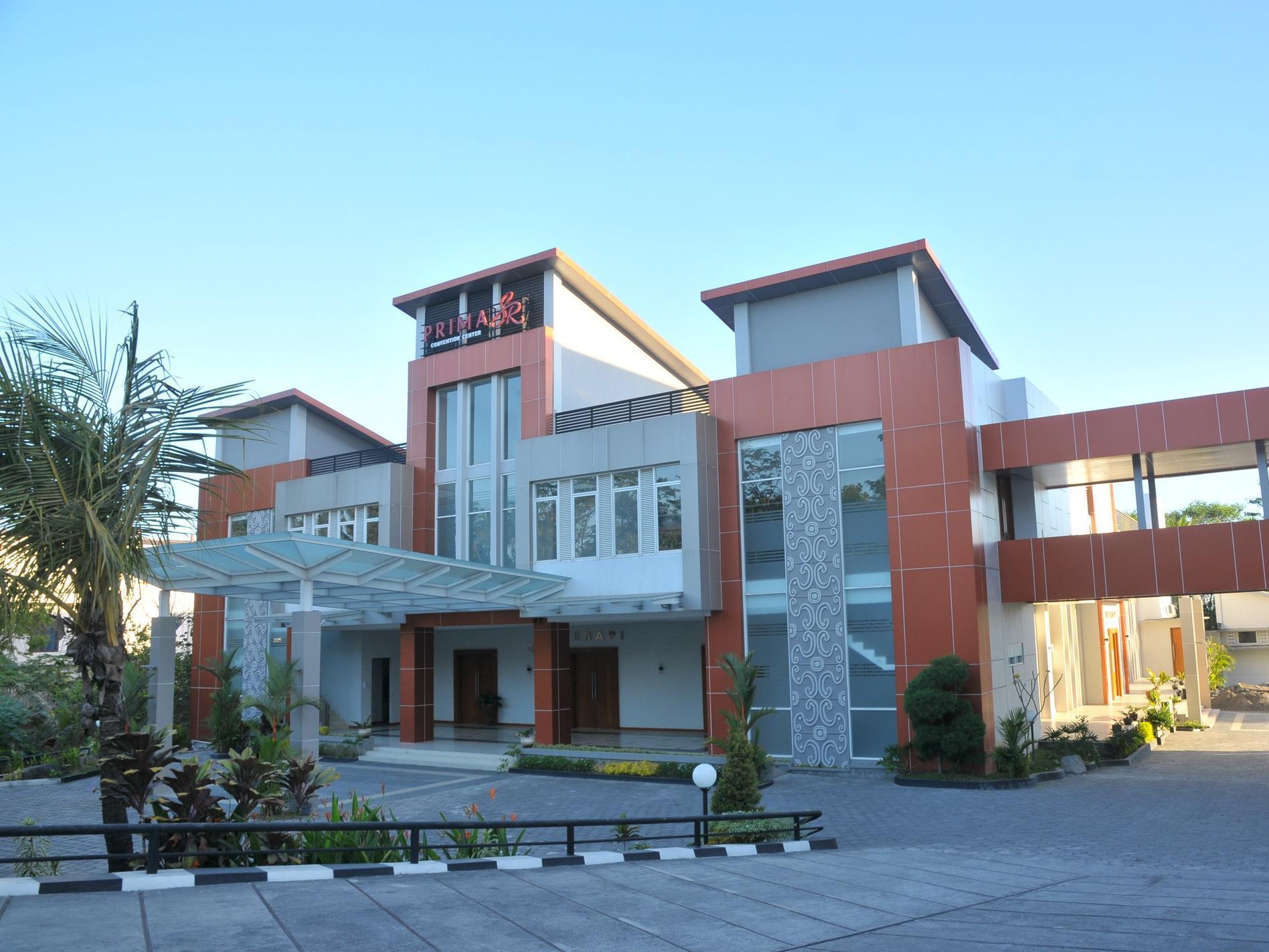 Prima Sr Hotel & Convention Yogyakarta Sleman  Bagian luar foto